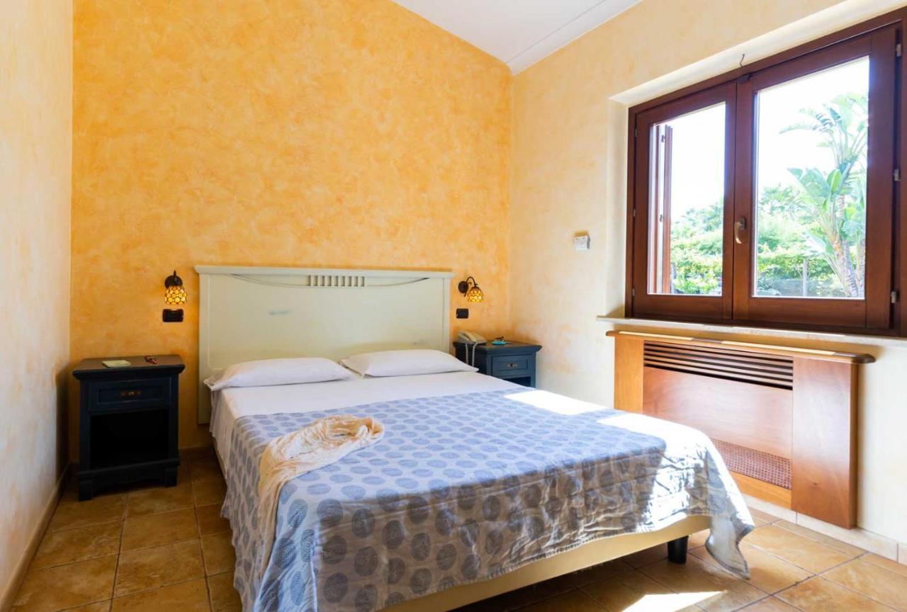 Borgo Donna Canfora Capo Vaticano Zewnętrze zdjęcie
