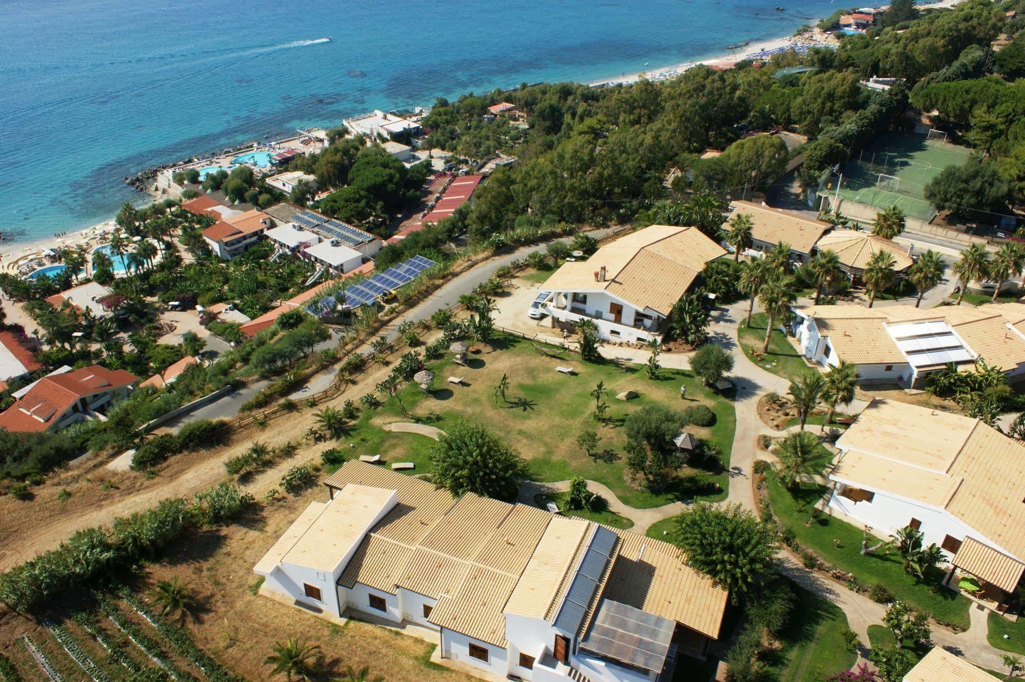 Borgo Donna Canfora Capo Vaticano Zewnętrze zdjęcie